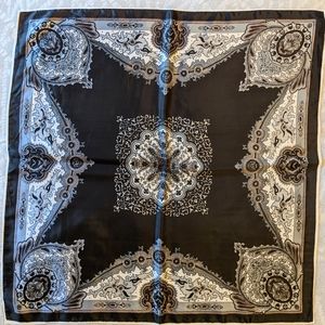 Vintage Black/White/Silver/Gray Scarf